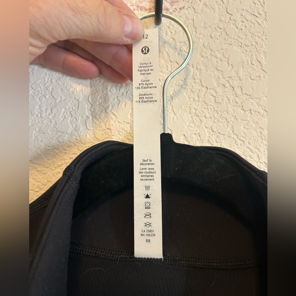 Lululemon Define Black Jacket Size 12 - Picture 5 of 8